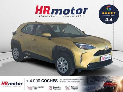 Usado Toyota Yaris Cross Style 116 CV (85 kW) 2023 Amarillo SUV