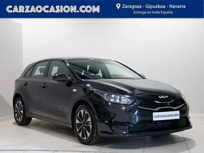 Używany Kia Ceed 100 KM (73 kW) 2025 Czarny Hatchback