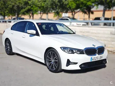 Usado BMW 320 Comfort Edition 190 CV (139 kW) 2019 Blanco Berlina
