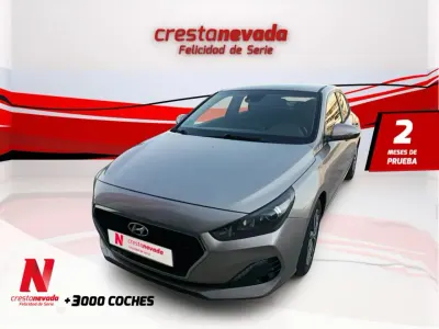 Usado Hyundai i30 120 CV (88 kW) 2018 Gris