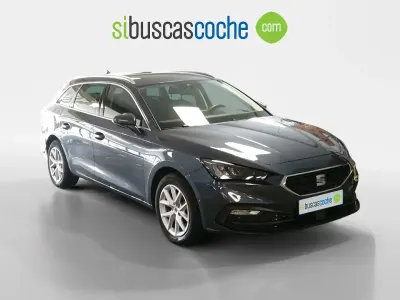 Usado Seat Leon Style 115 CV (84 kW) 2025 Gris/plata