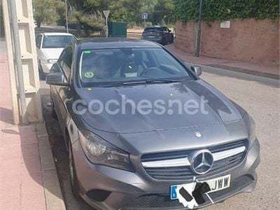 Mercedes CLA200