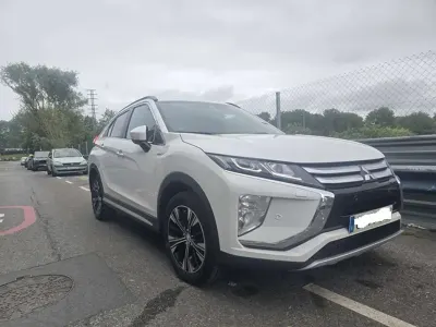 Usado Mitsubishi Eclipse Cross Edition 163 CV (119 kW) 2020 Blanco SUV