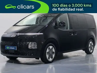 Usado Hyundai Staria Style 218 CV (160 kW) 2025 Negro Monovolumen