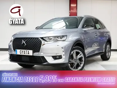 Usado DS Automobiles DS3 Crossback Chic 130 CV (95 kW) 2020 Gris SUV