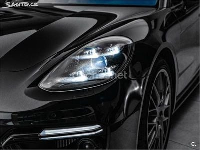 Porsche Panamera 4S