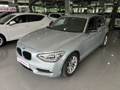 Begagnad BMW 118 143 HK (105 kW) 2014 Grå Halvkombi