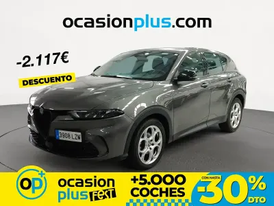 Usado Alfa Romeo Tonale Sprint 130 CV (95 kW) 2022 Gris SUV