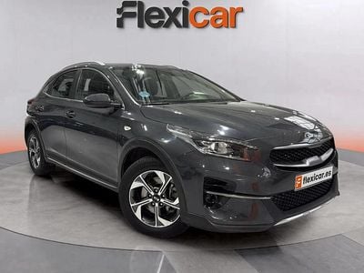 Usado Kia XCeed 120 CV (88 kW) 2021 Gris SUV