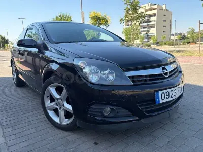 Usado Opel Astra GTC