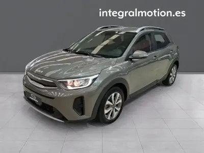 Usado Kia Stonic 84 HP (61 kW) 2022 Otro SUV