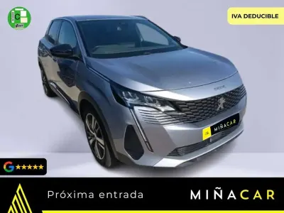 Usado Peugeot 3008 Allure 131 CV (96 kW) 2023 Gris SUV