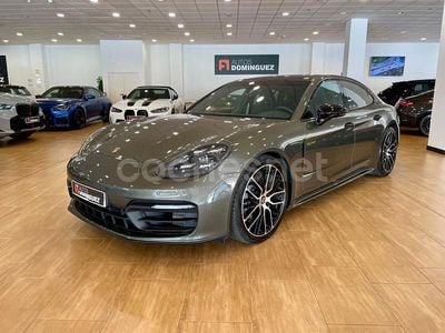 Porsche Panamera 4