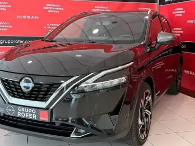 Usado Nissan Qashqai Tekna+ 190 CV (139 kW) 2024 Midnight black con techo skyli SUV
