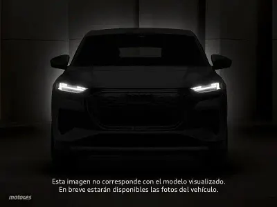 Usado Skoda Scala Selection 115 CV (84 kW) 2025 Rojo Utilitario