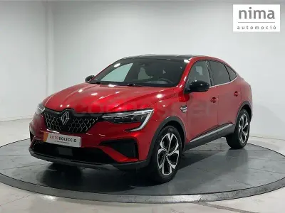 Usado Renault Arkana Techno 140 CV (102 kW) 2024 Rojo SUV