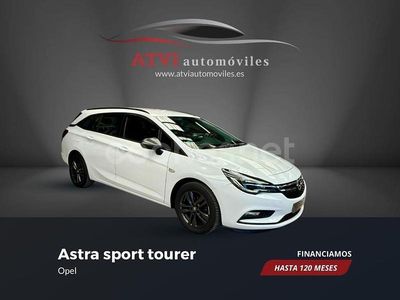 Usado Opel Astra Selective 110 CV (80 kW) 2018 Blanco Familiar