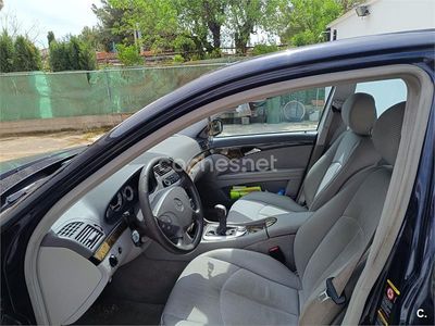 Mercedes E280