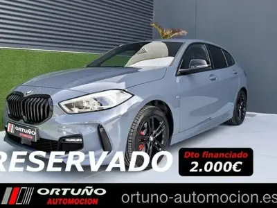 Usado BMW 116 Shadowline 116 CV (85 kW) 2021 Gris / plata Utilitario
