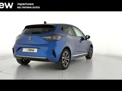 Begagnad Renault Clio V Techno 145 HK (106 kW) 2025 Blå Sedan