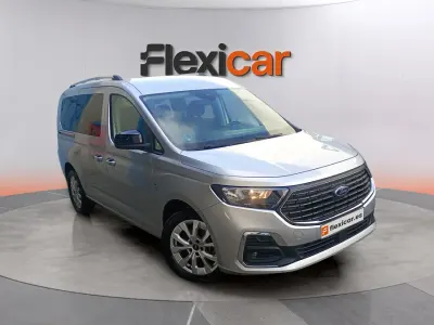 Usado Ford Grand Tourneo Connect Sport 122 CV (89 kW) 2022 Gris Monovolumen