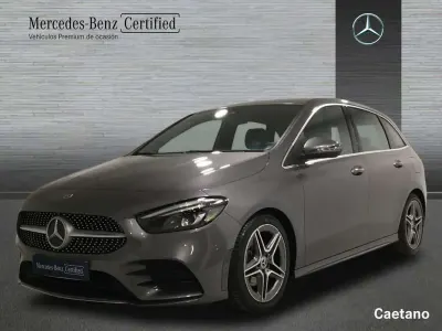 Usado Mercedes B200 150 CV (110 kW) 2019 Gris Monovolumen