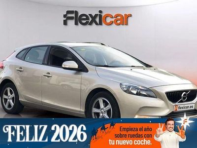 Beige Usado 2017 Volvo V40 Kinetic Familiar | 12.490 € (Precio justo)