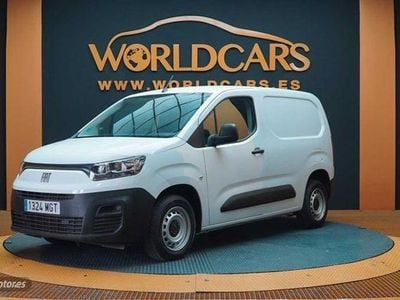 Używany Fiat Doblò 102 KM (75 kW) 2023 Biały Minivan