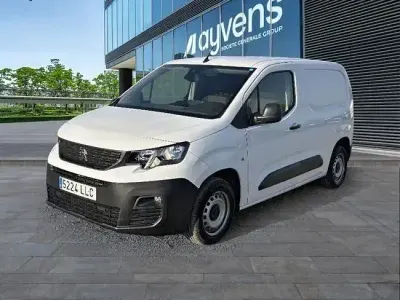 Usado Peugeot Partner Premium 73 CV (53 kW) 2020 Blanco Monovolumen