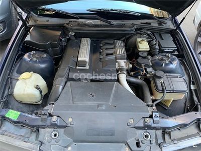 Usado BMW 318 90 CV (66 kW) 1997 Azul Berlina