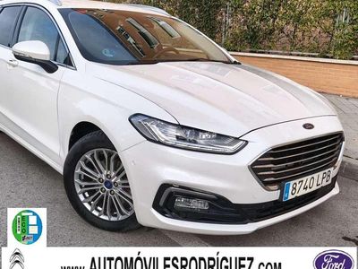 Usado Ford Mondeo Titanium 186 CV (136 kW) 2021 Blanco Familiar