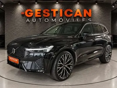 Usado Volvo XC60 R-Design 340 CV (250 kW) 2022 Negro SUV