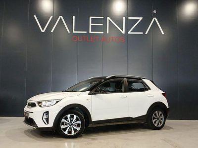 Usado Kia Stonic 85 CV (62 kW) 2021 Blanco SUV