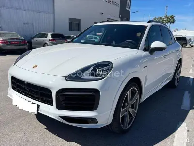 Usado Porsche Cayenne Platinum Edition 462 CV (339 kW) 2023 Blanco SUV