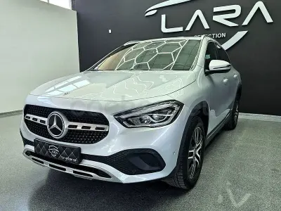 Usado Mercedes GLA200 150 CV (110 kW) 2021 Gris / plata SUV