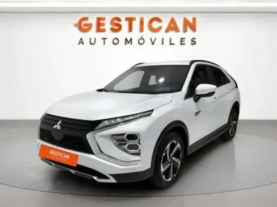 Usado Mitsubishi Eclipse Cross 188 CV (138 kW) 2022 Blanco SUV