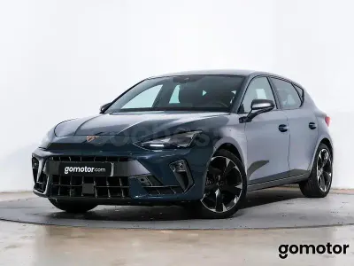 Usado Cupra Leon 150 CV (110 kW) 2024 Gris / plata Berlina