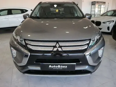 Usado Mitsubishi Eclipse Cross Spirit 163 CV (119 kW) 2020 Gris SUV