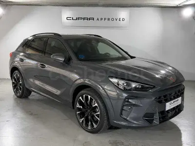 Usado Cupra Terramar 150 CV (110 kW) 2025 Gris / plata SUV