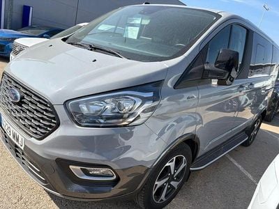 Usado Ford Tourneo Active 150 CV (110 kW) 2024 Gris / plata Monovolumen