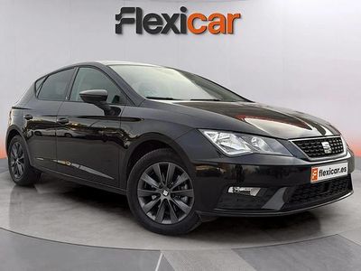 Usado Seat Leon Style 130 CV (95 kW) 2020 Negro Berlina