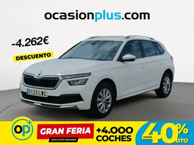 Usado Skoda Kamiq Ambition 110 CV (80 kW) 2022 Blanco SUV