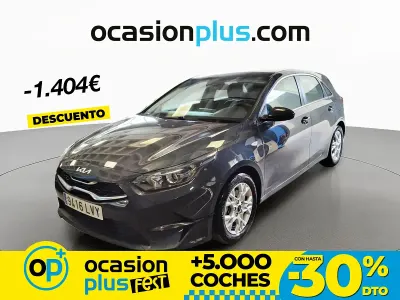 Usado Kia Ceed 100 CV (73 kW) 2022 Gris Utilitario