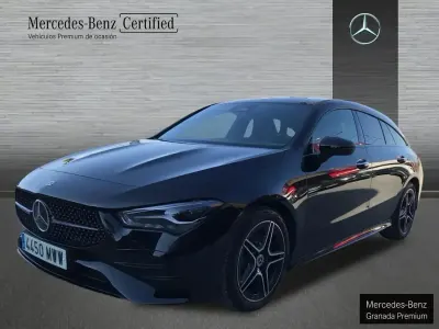 Occasion Mercedes CLA200 Shooting Brake AMG line 150 PK (110 kW) 2024 Zwart Stationwagen