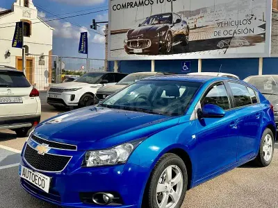 Usado Chevrolet Cruze LS 124 CV (91 kW) 2012 Azul Berlina