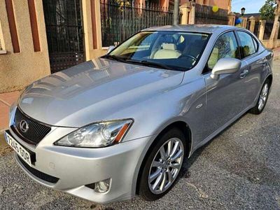 Lexus IS220d