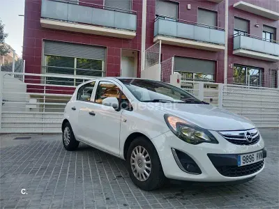 Usado Opel Corsa Selective 75 CV (55 kW) 2014 Blanco Utilitario