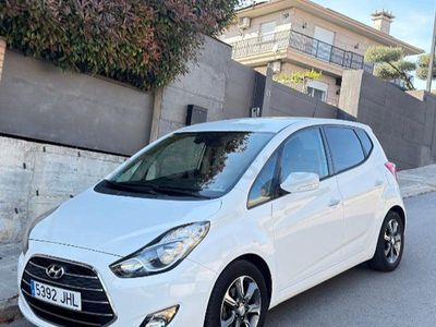 Usado Hyundai ix20 115 CV (84 kW) 2015 Blanco Utilitario