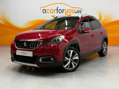 Usado Peugeot 2008 Allure 130 CV (95 kW) 2016 Rojo SUV