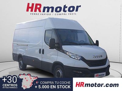 Blanco Usado 2022 Iveco Daily Berlina | 21.990 €